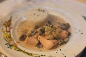 A La Cloche D'or