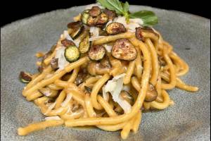 Enza Famiglia Trattoria